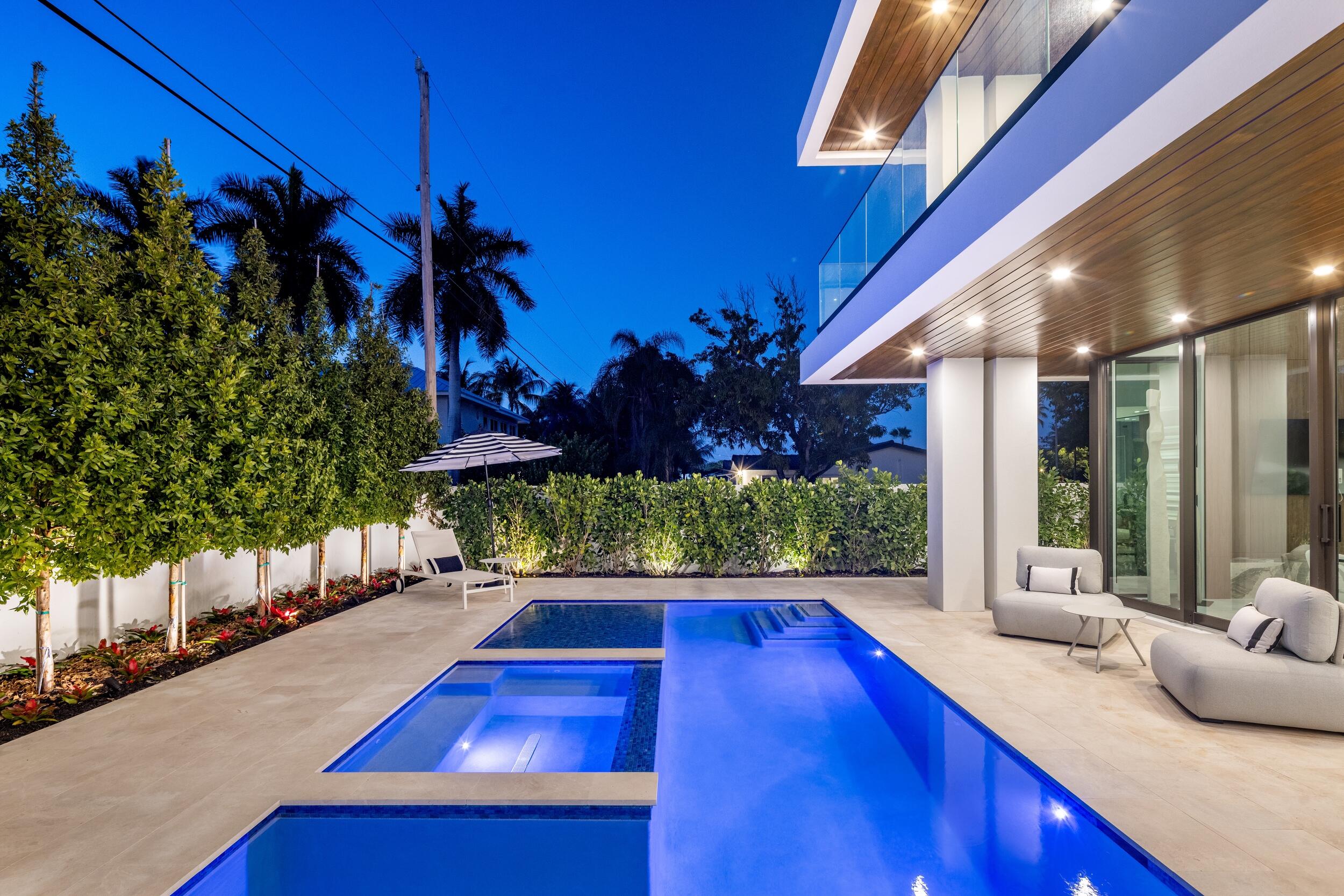 BOCA VILLAS - Residential