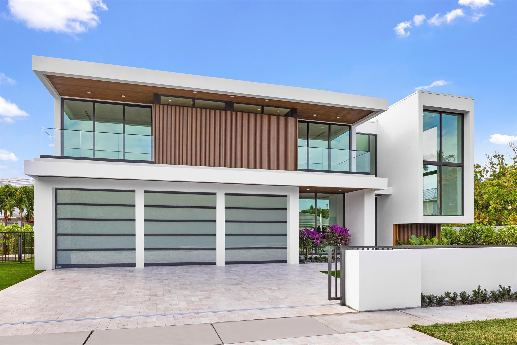 BOCA VILLAS - Residential