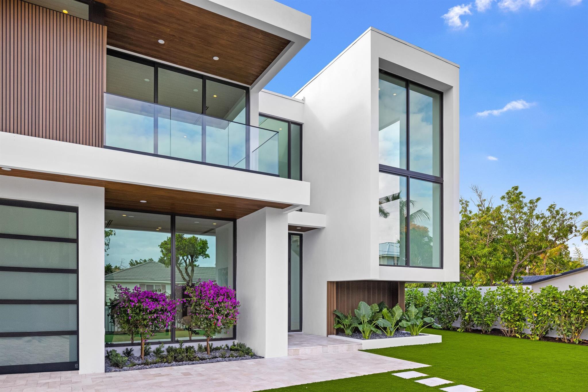 BOCA VILLAS - Residential