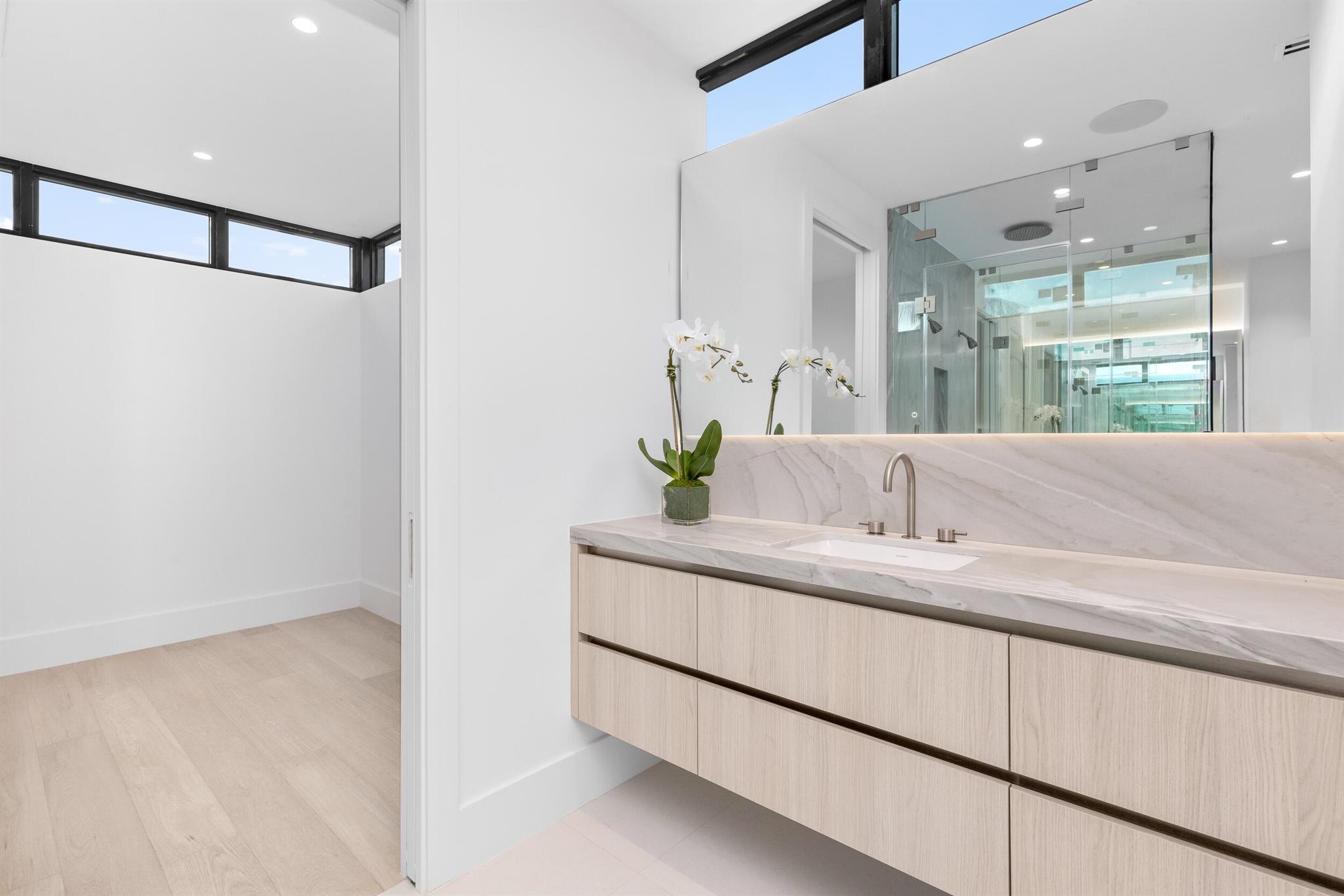 BOCA VILLAS - Residential