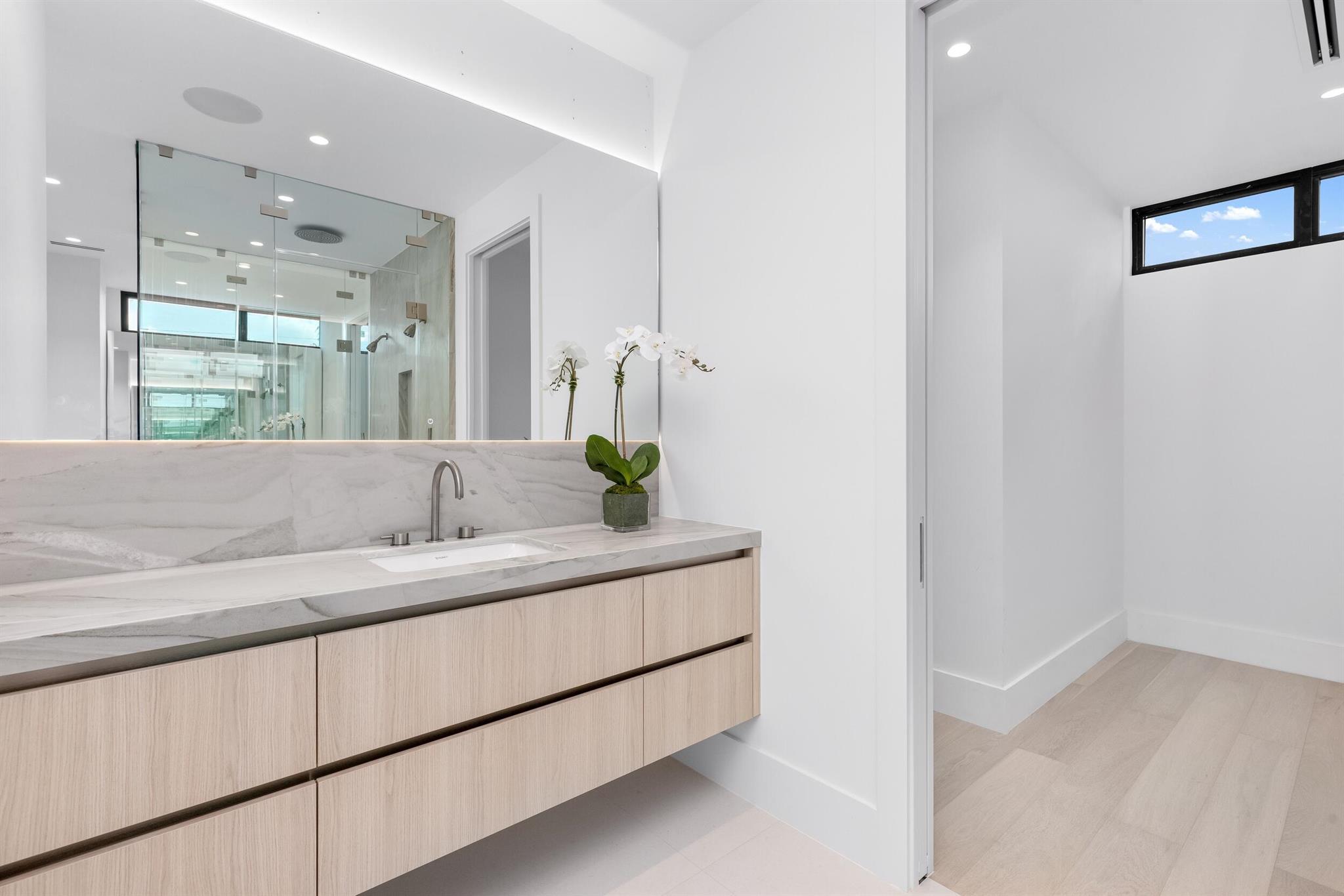 BOCA VILLAS - Residential