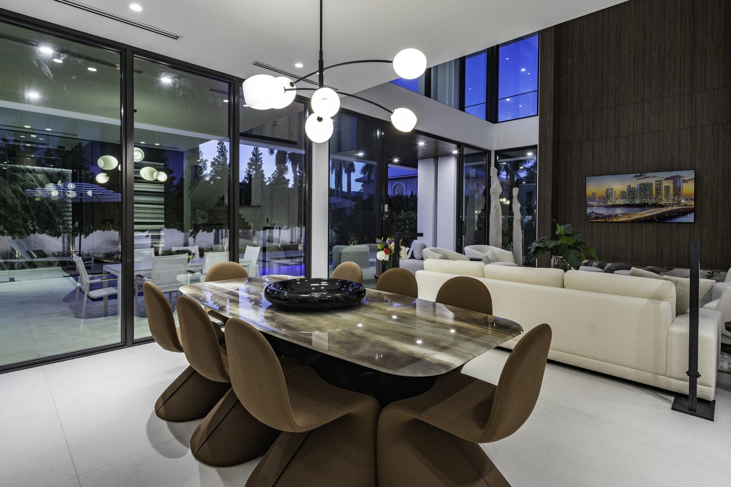 BOCA VILLAS - Residential