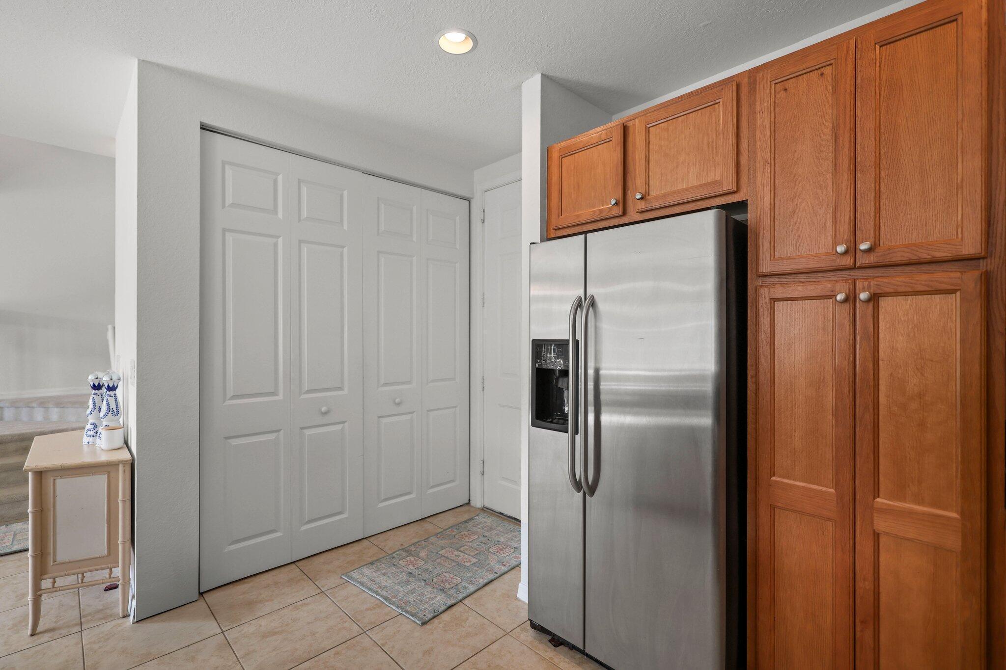 VILLAGE AT SWINTON SQUARE CONDO - Residential