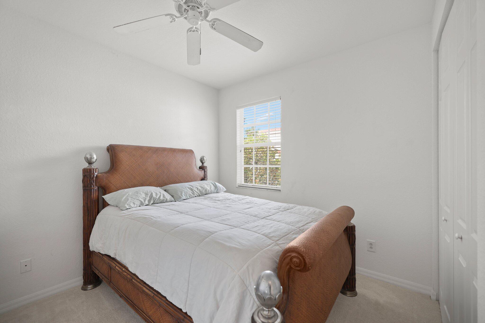 VILLAGE AT SWINTON SQUARE CONDO - Residential