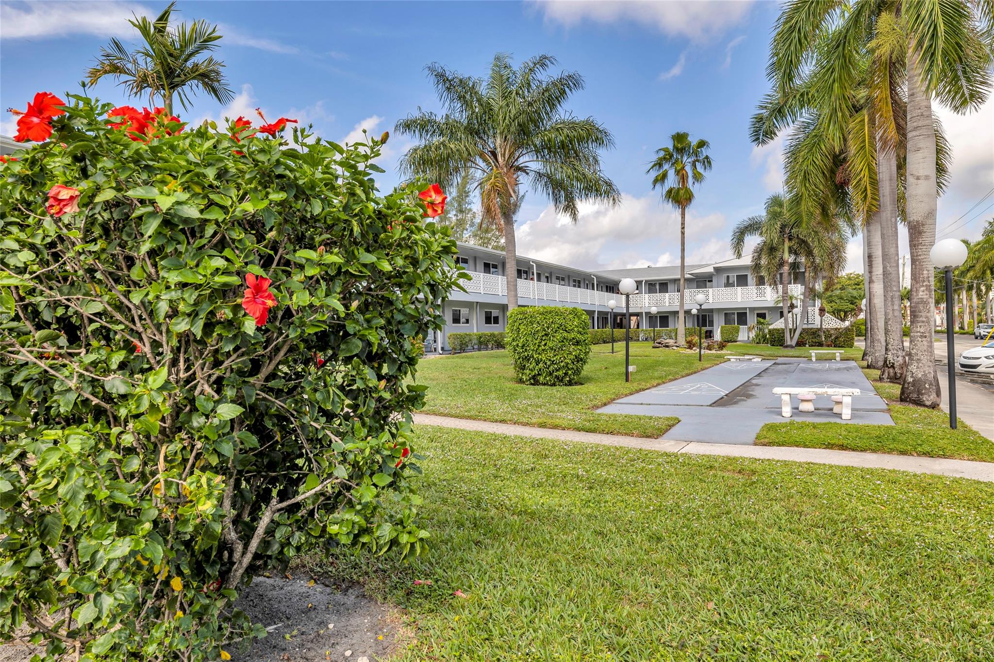 Pasadena Garden - Residential