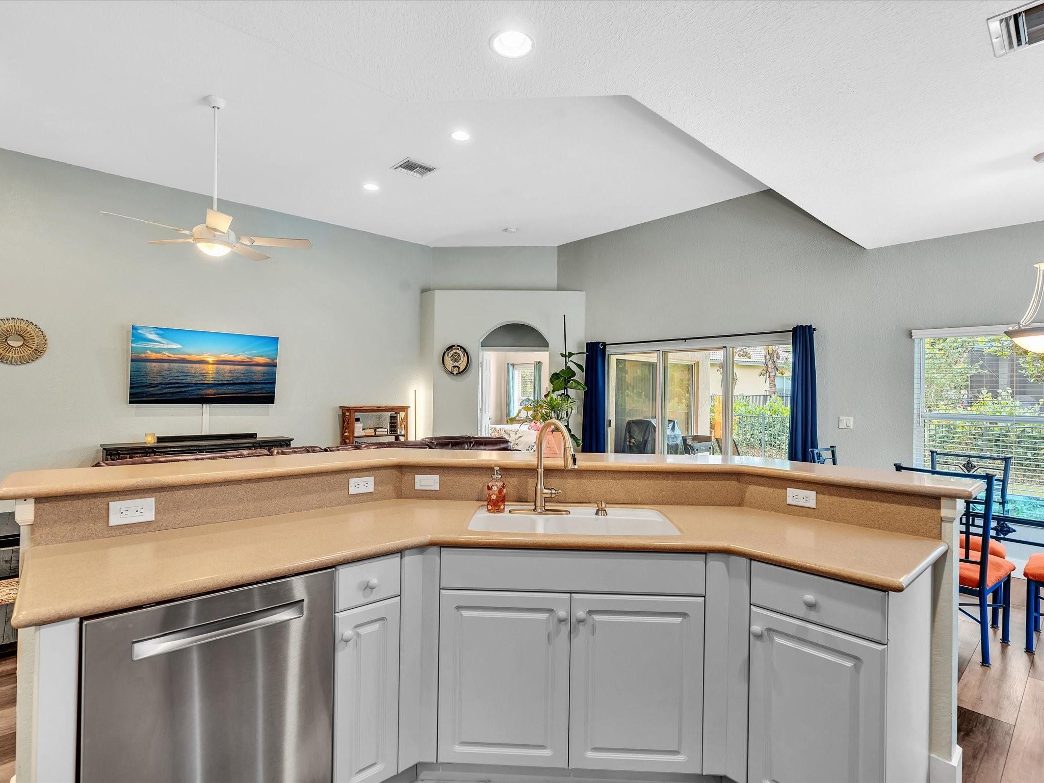 PARKLAND ISLES - Residential