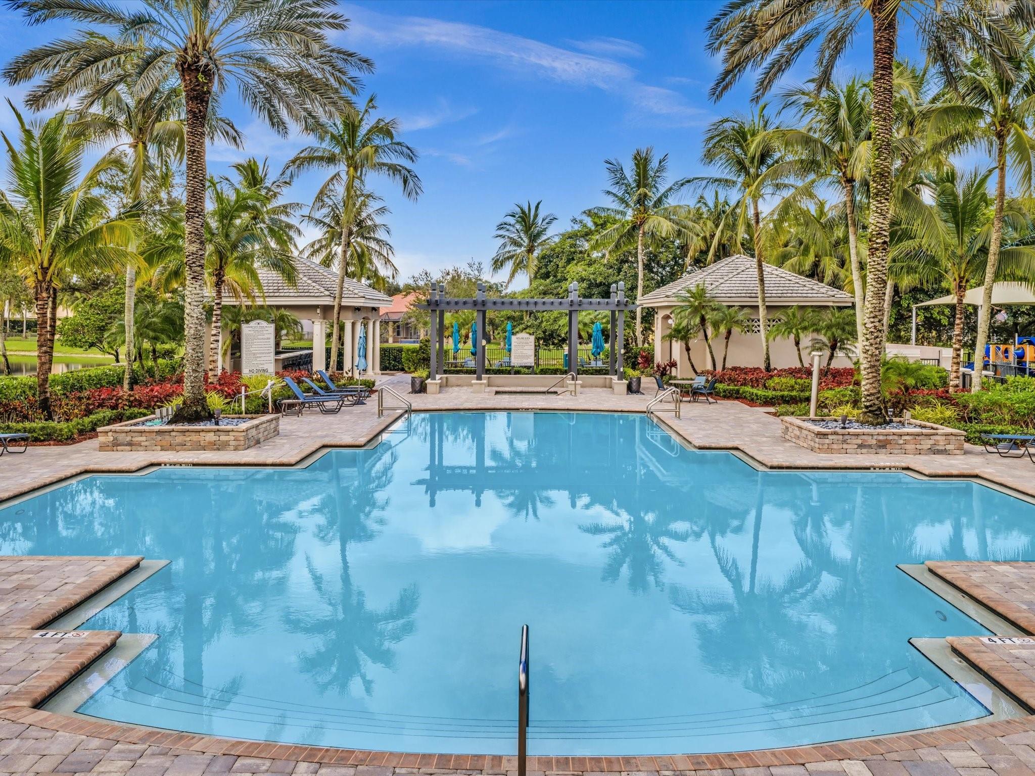 PARKLAND ISLES - Residential