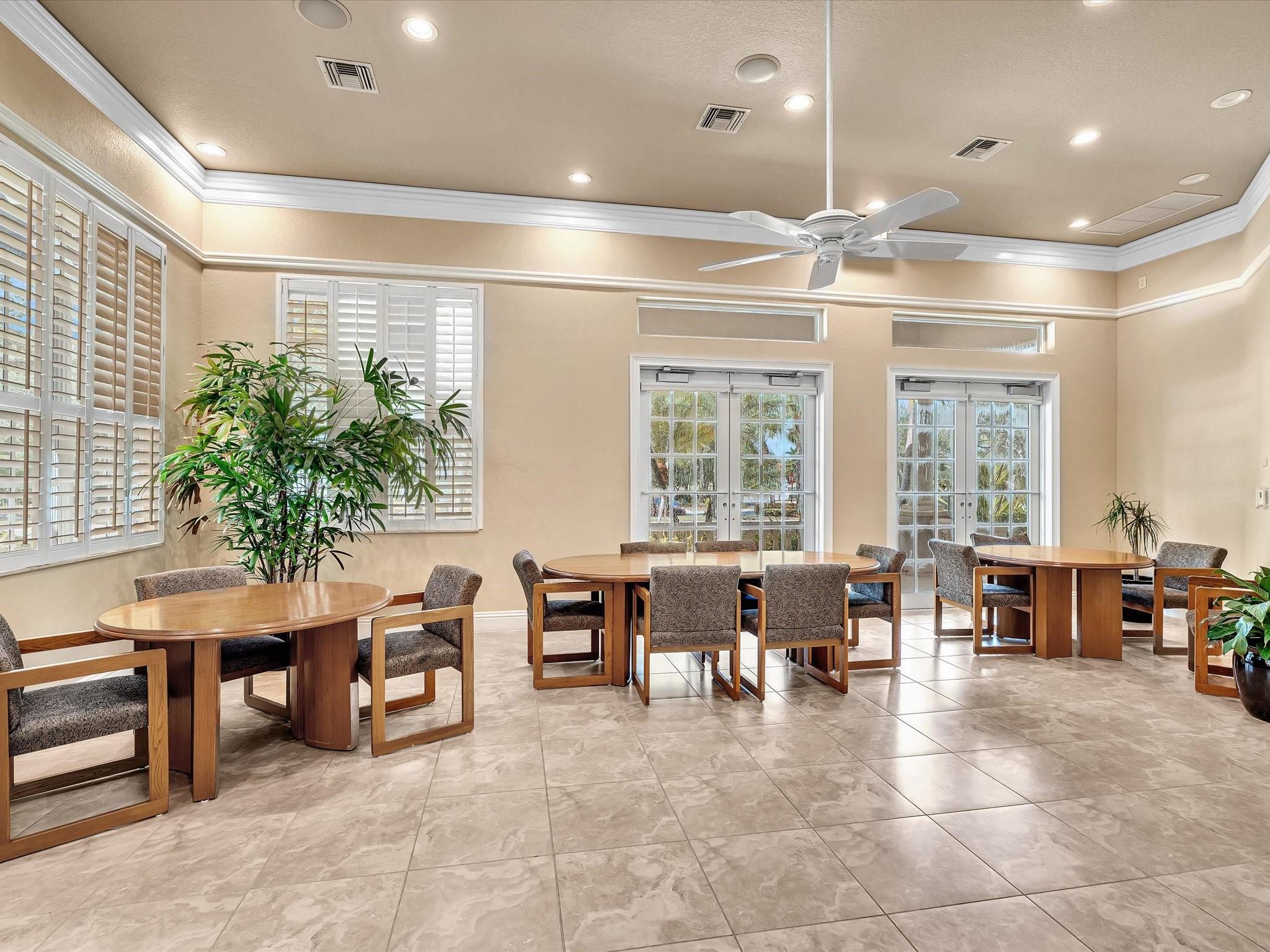 PARKLAND ISLES - Residential