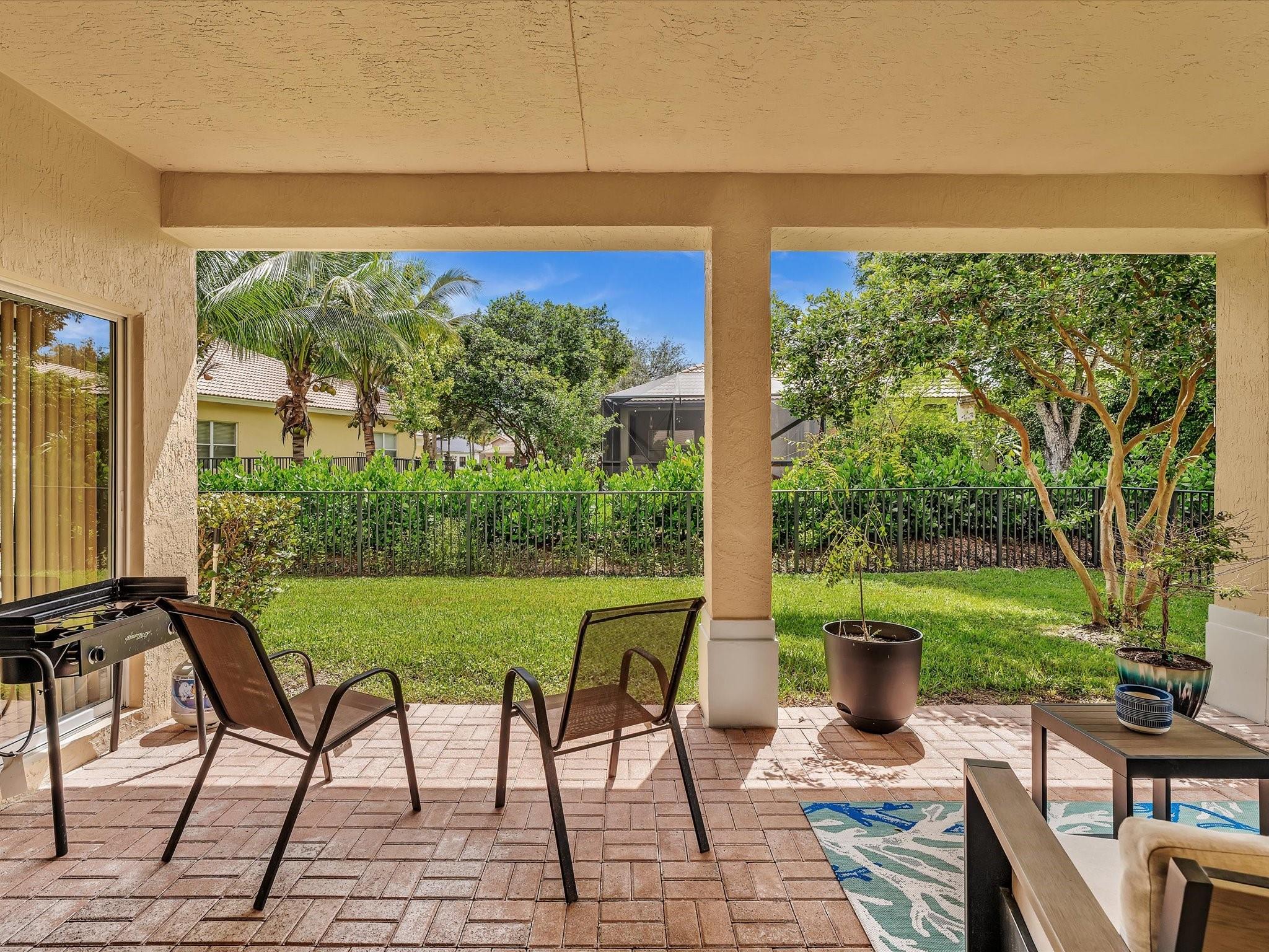 PARKLAND ISLES - Residential