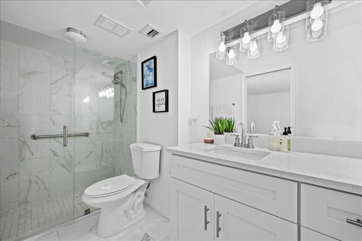 LAVERS RESORT & RACQUET C - Residential Lease