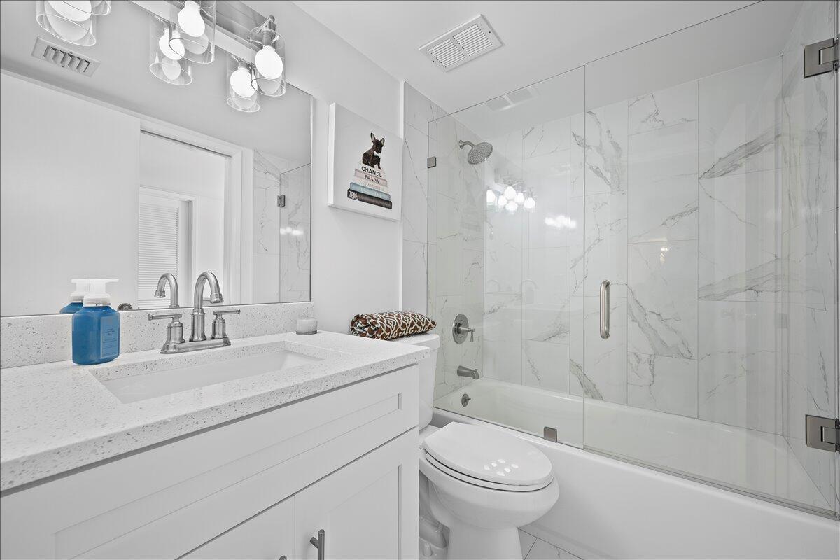 LAVERS RESORT & RACQUET C - Residential Lease