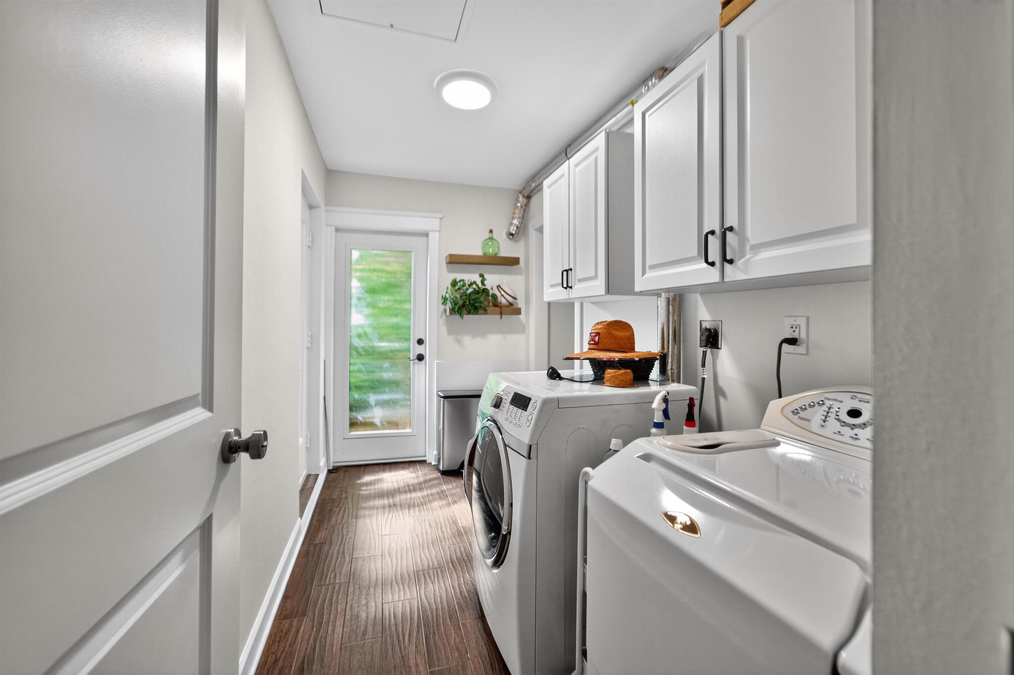 LAKEVIEW PARK AT RIVIERA - Residential