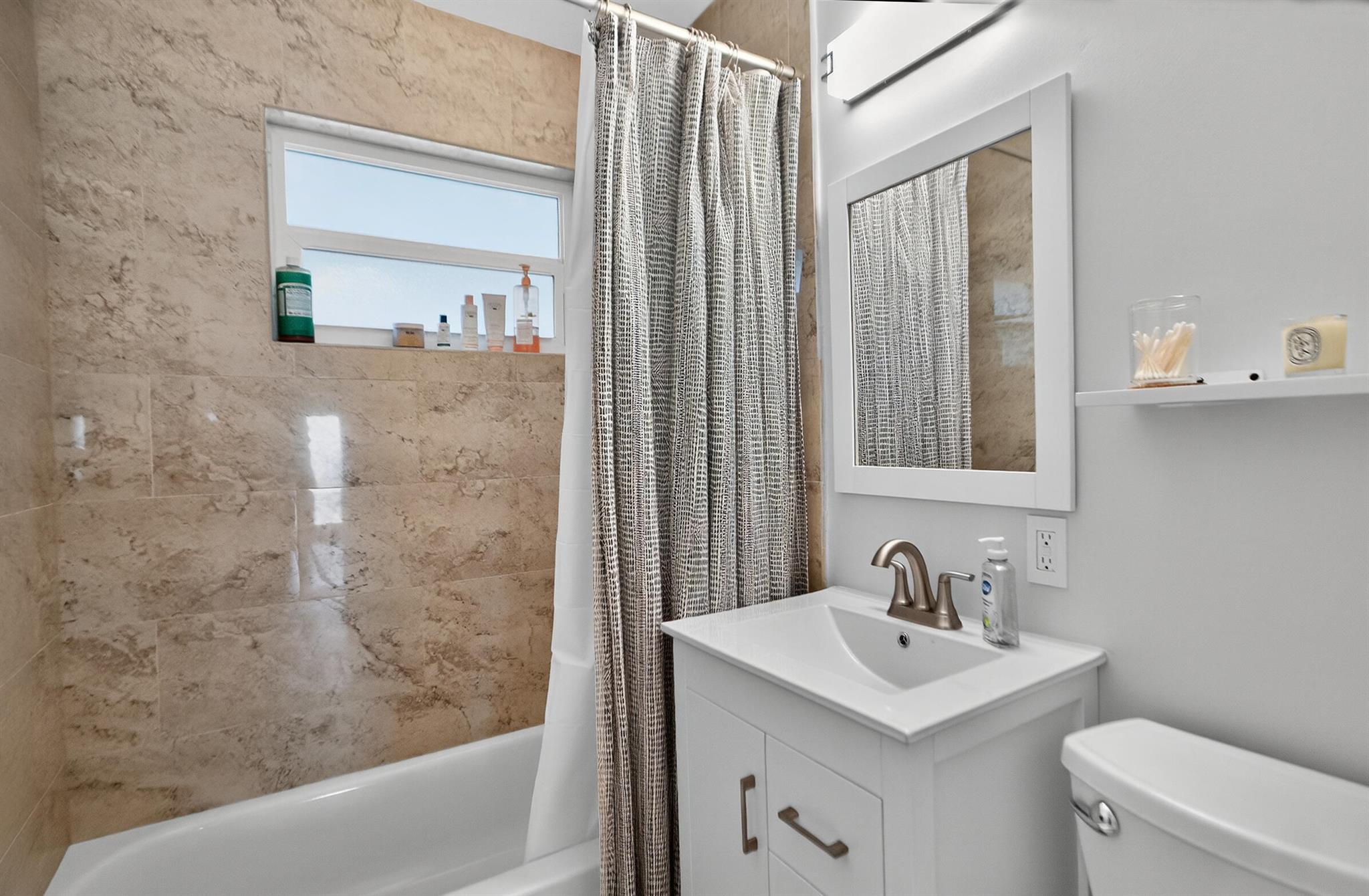 LAKEVIEW PARK AT RIVIERA - Residential