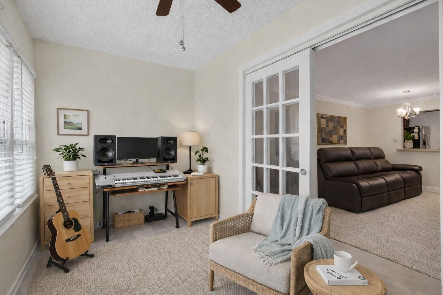 TOWN VILLAS - Residential