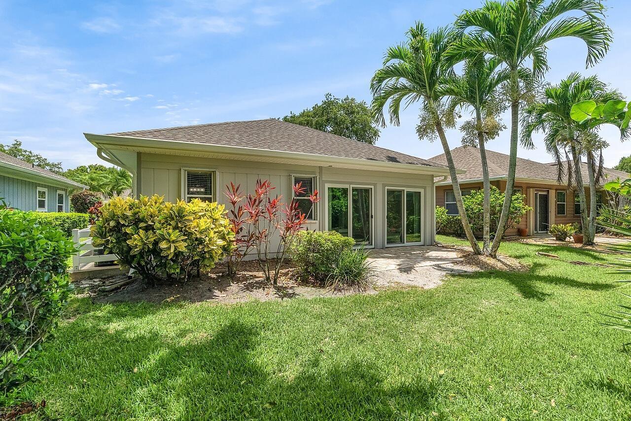 420 Hawthorne Lane