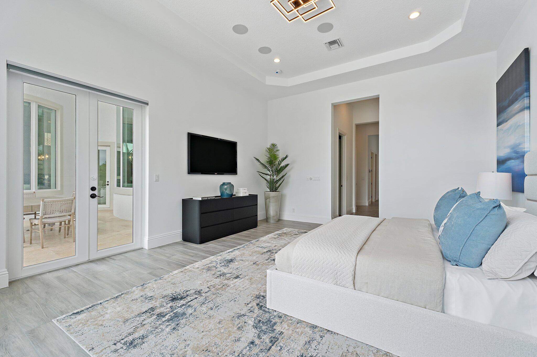 JUPITER COUNTRY CLUB - Residential