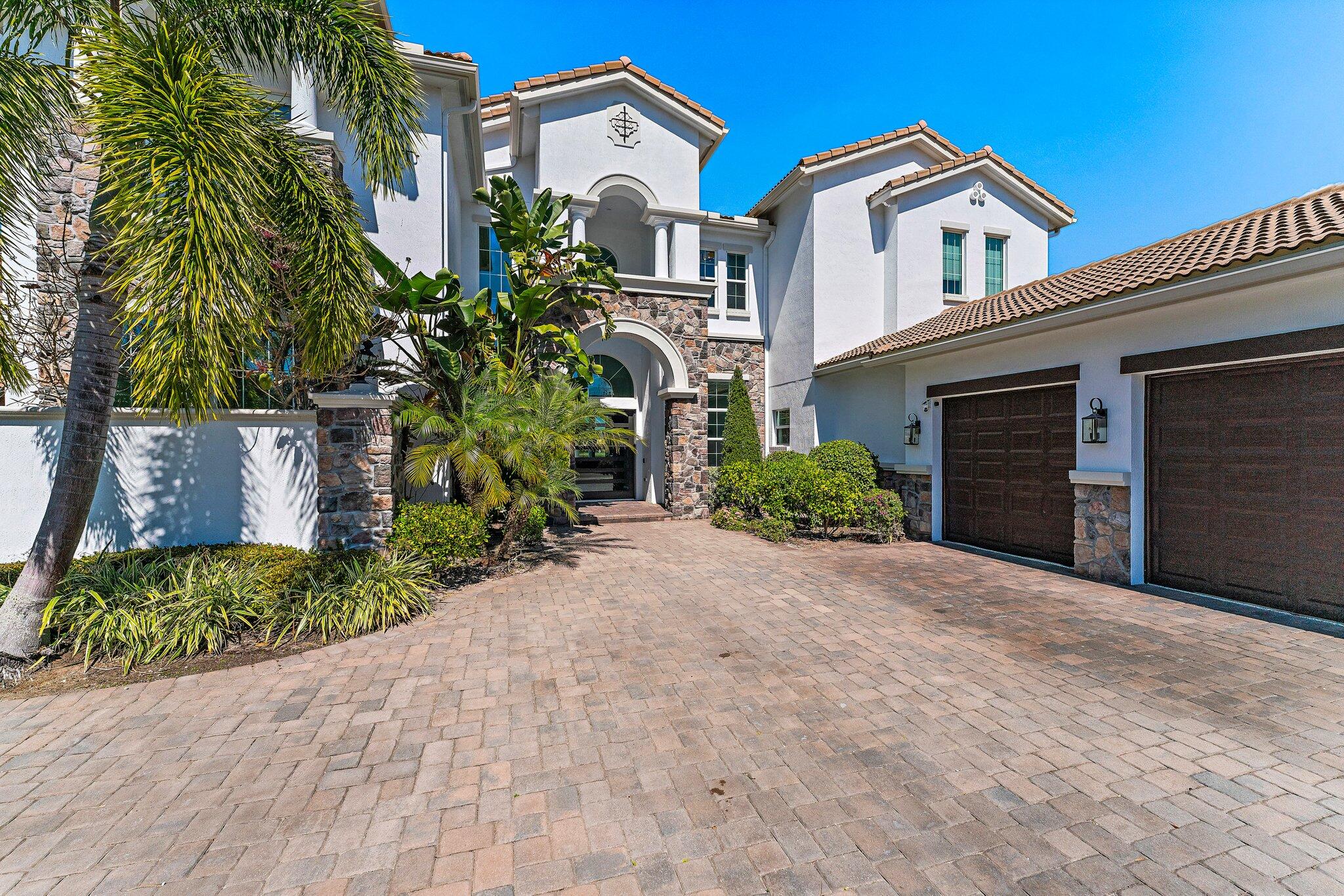 JUPITER COUNTRY CLUB - Residential