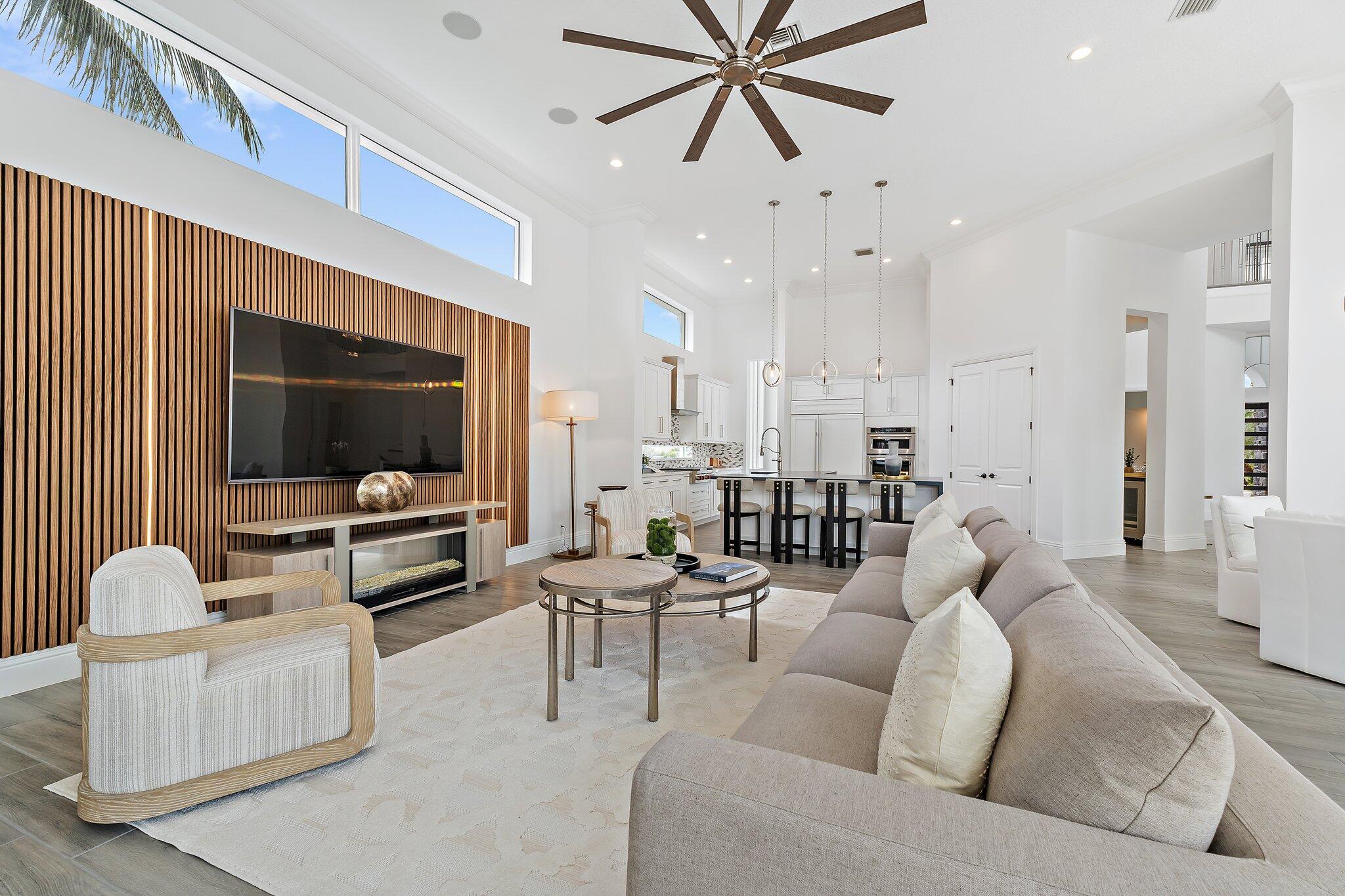 JUPITER COUNTRY CLUB - Residential