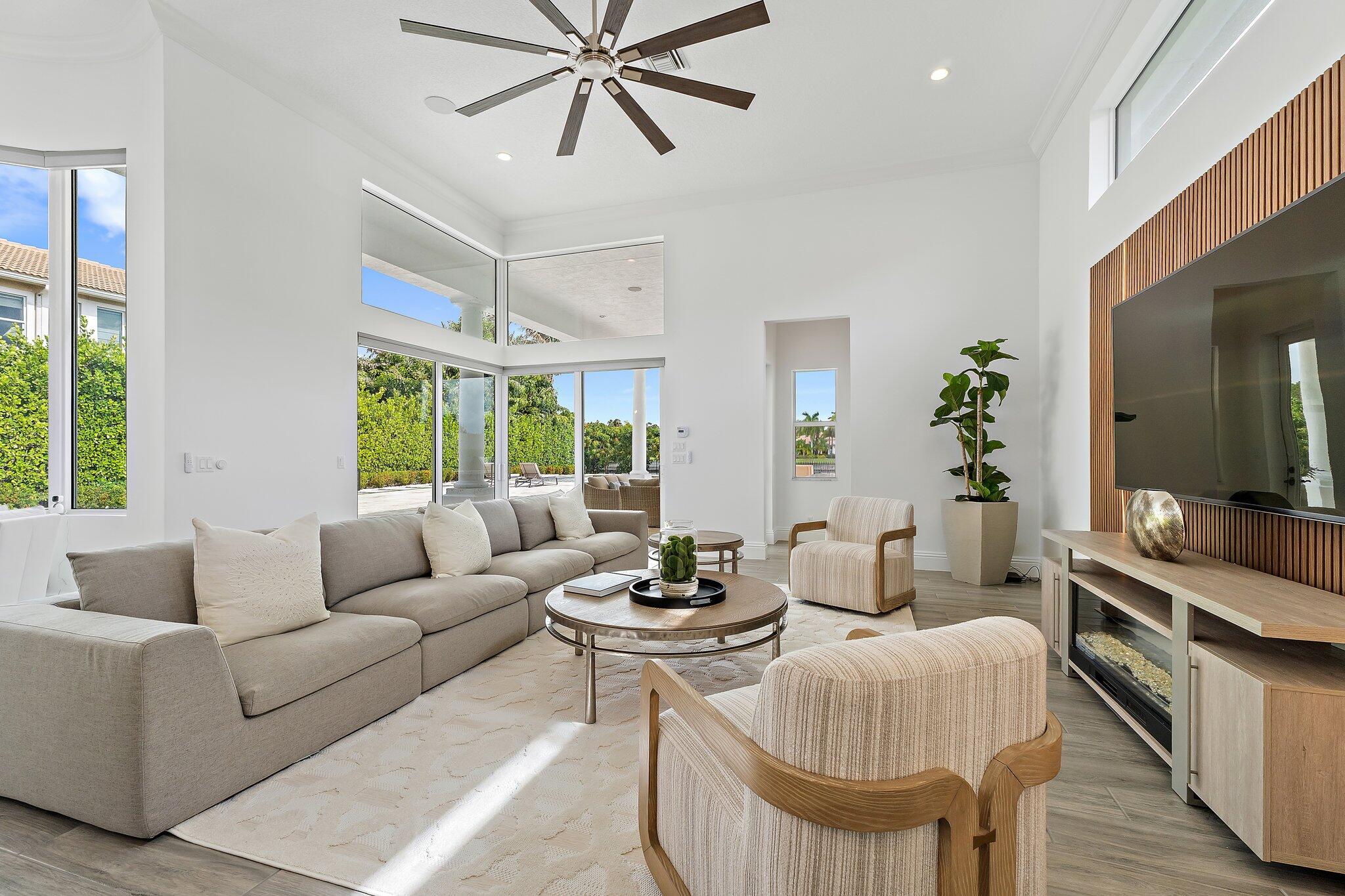 JUPITER COUNTRY CLUB - Residential