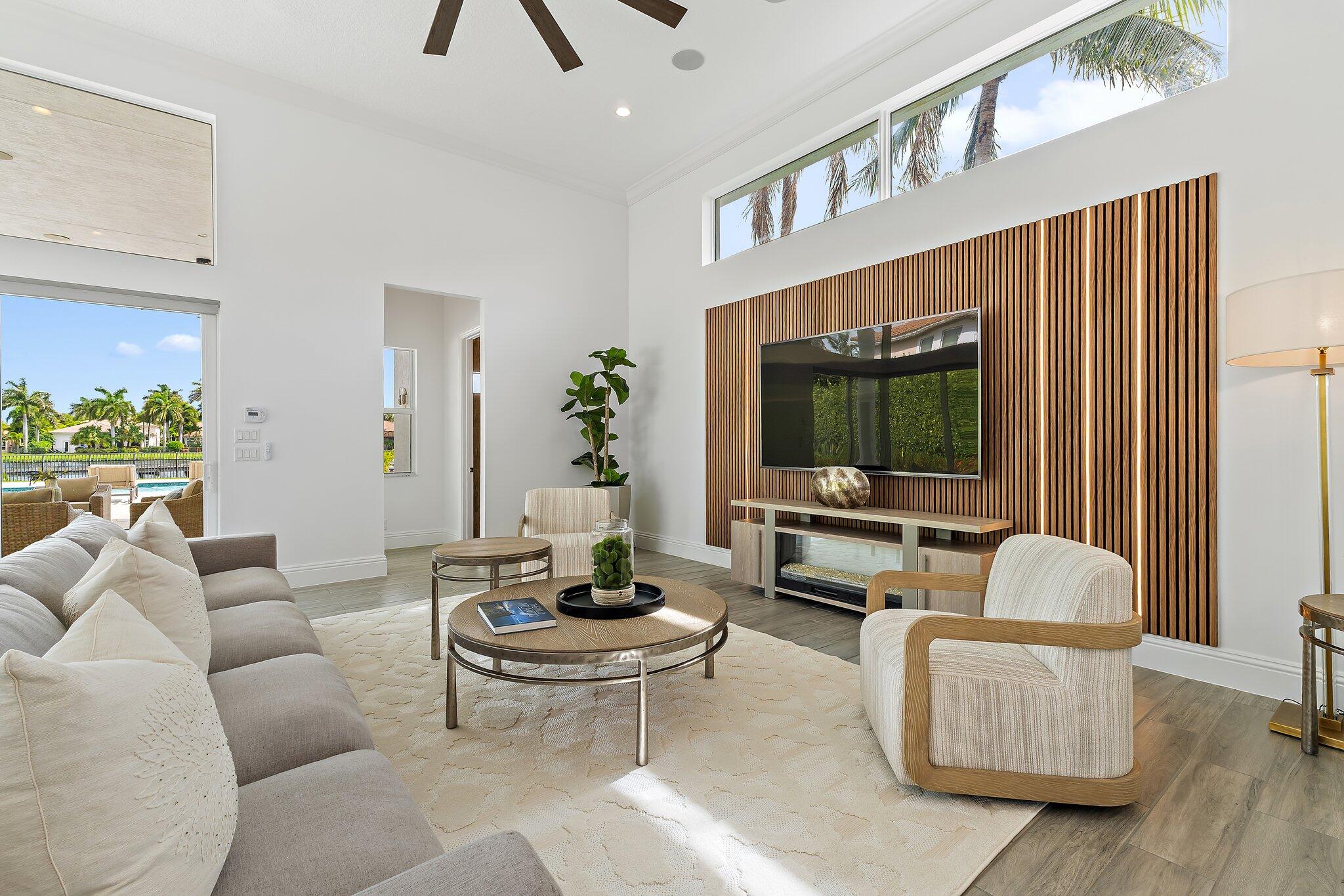 JUPITER COUNTRY CLUB - Residential