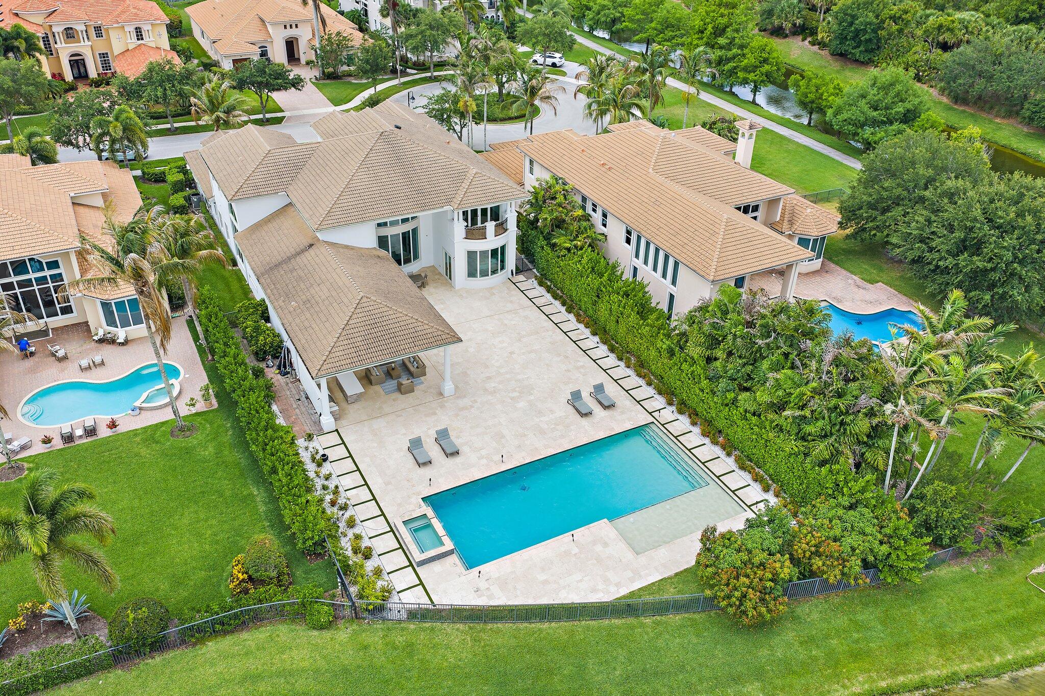 JUPITER COUNTRY CLUB - Residential