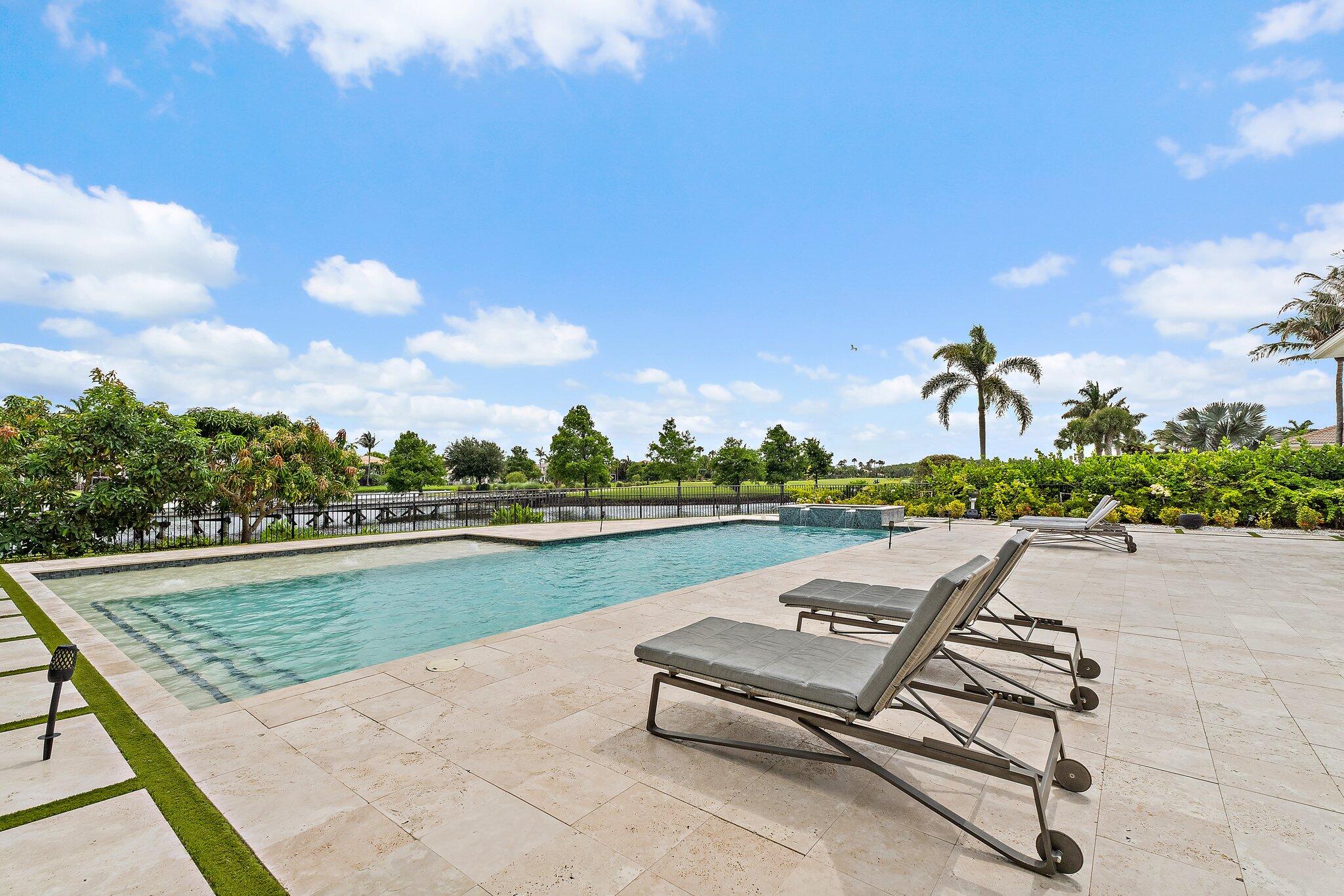 JUPITER COUNTRY CLUB - Residential