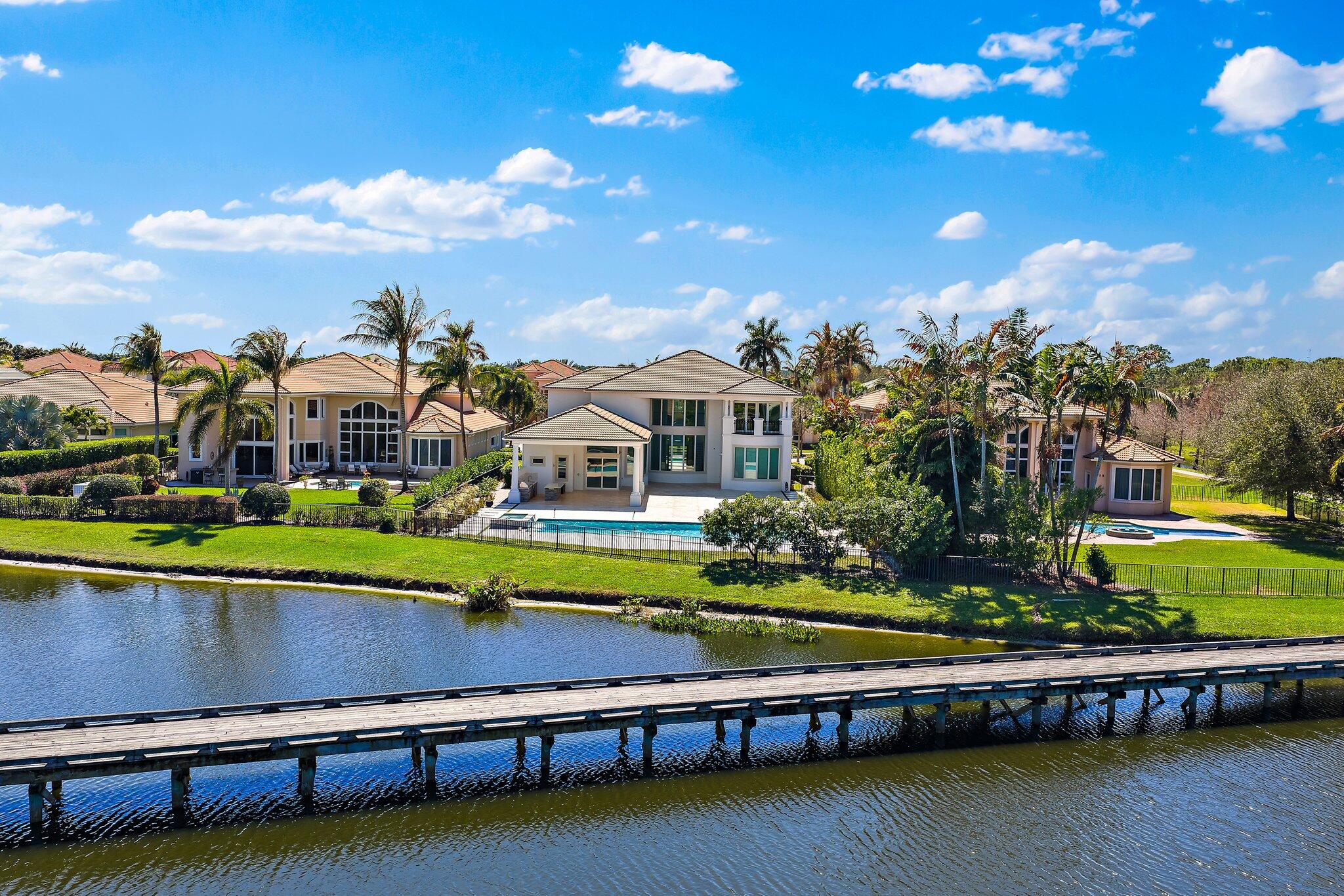JUPITER COUNTRY CLUB - Residential