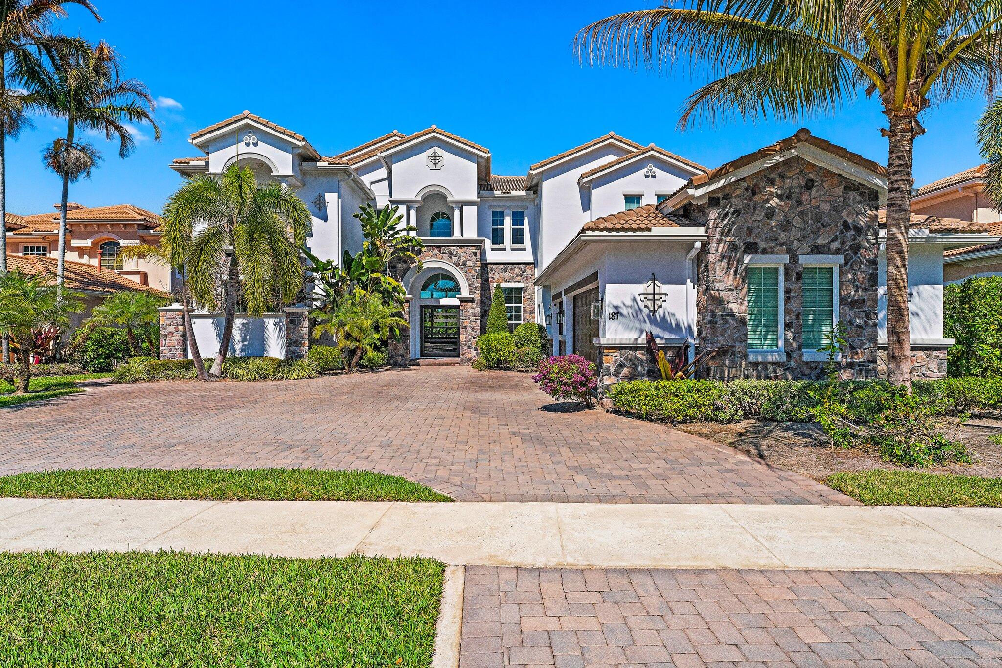 JUPITER COUNTRY CLUB - Residential