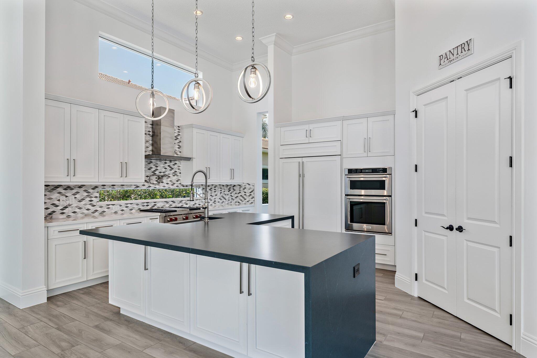 JUPITER COUNTRY CLUB - Residential