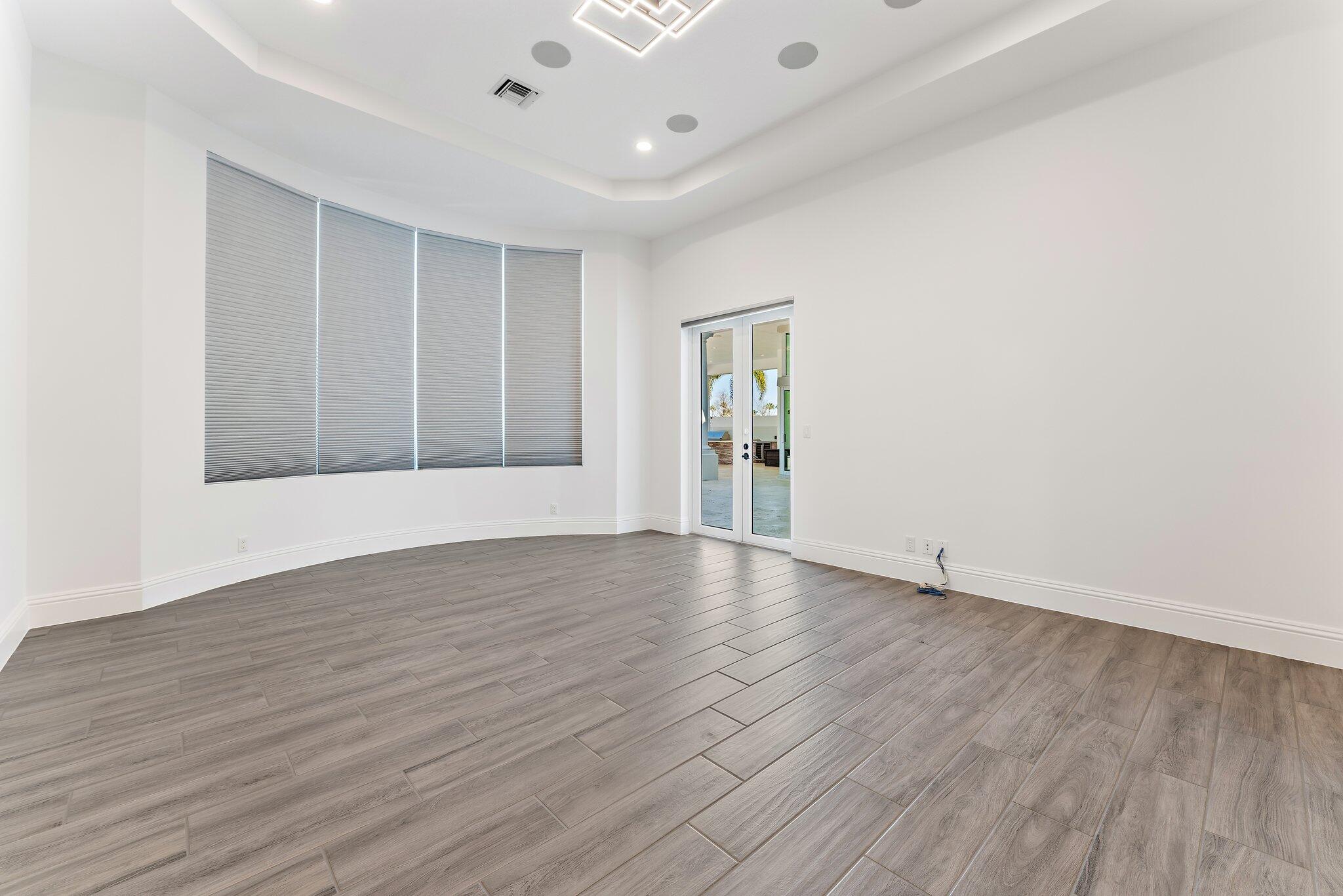 JUPITER COUNTRY CLUB - Residential