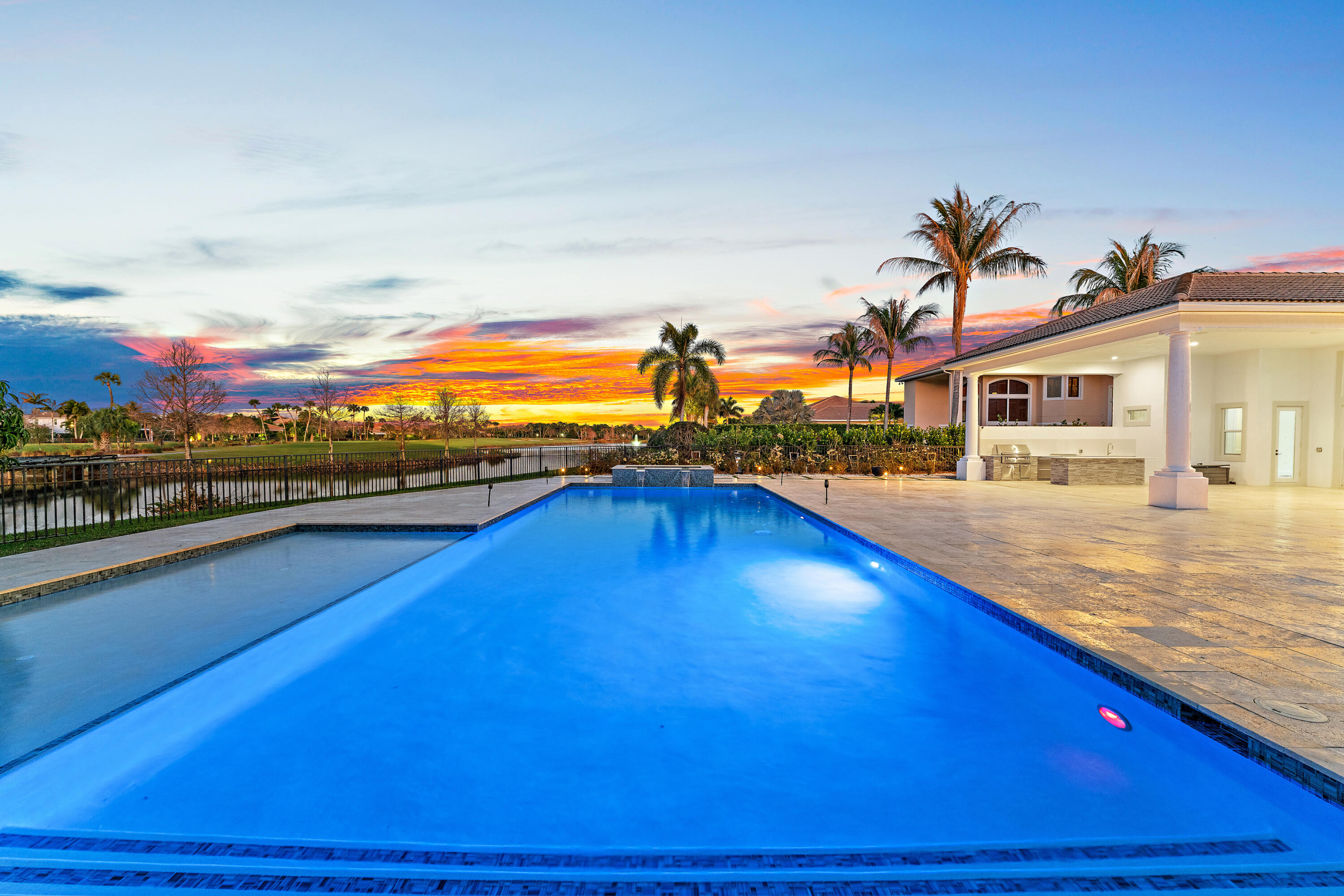 JUPITER COUNTRY CLUB - Residential