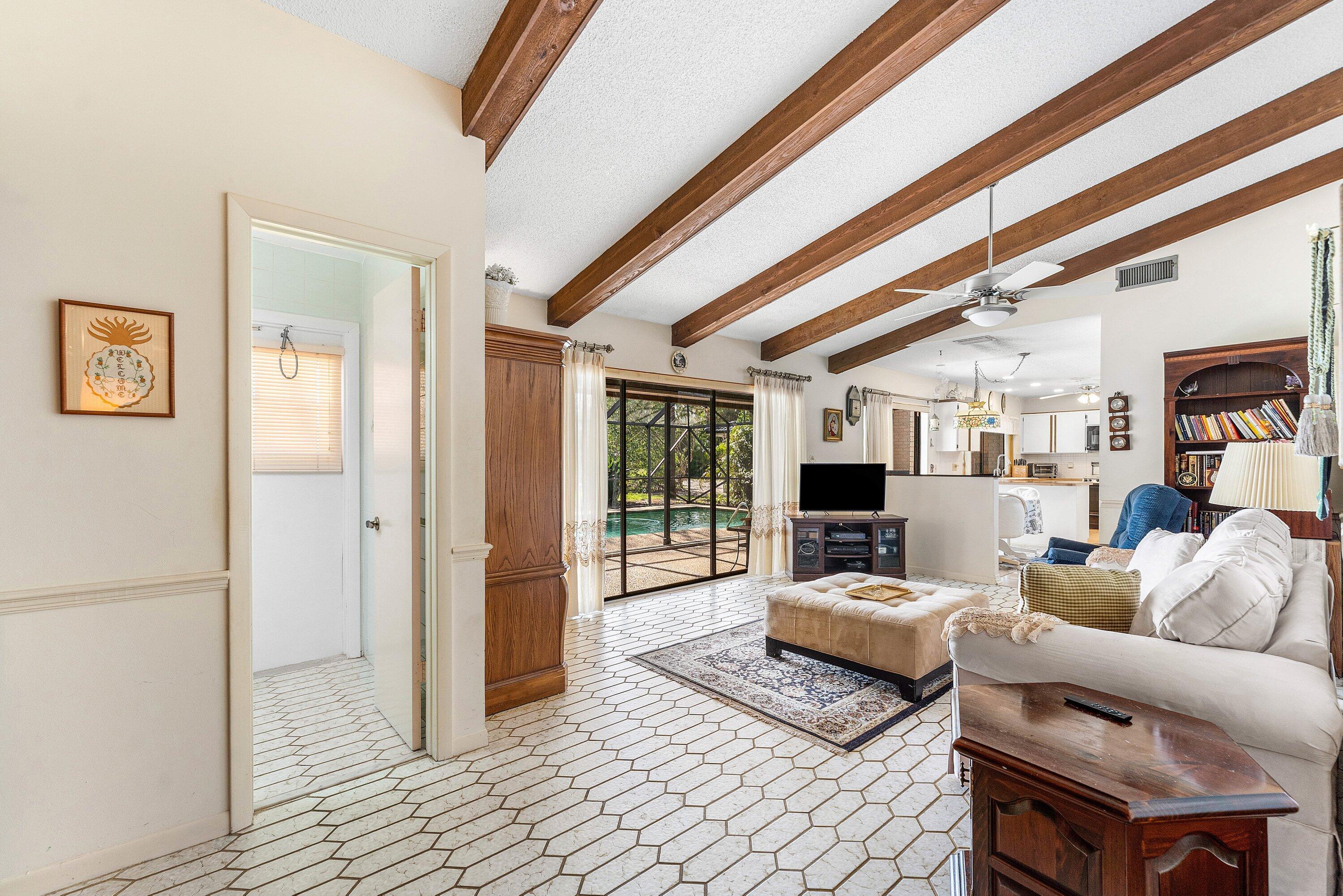 ESTANCIA II OF VIA VERDE - Residential