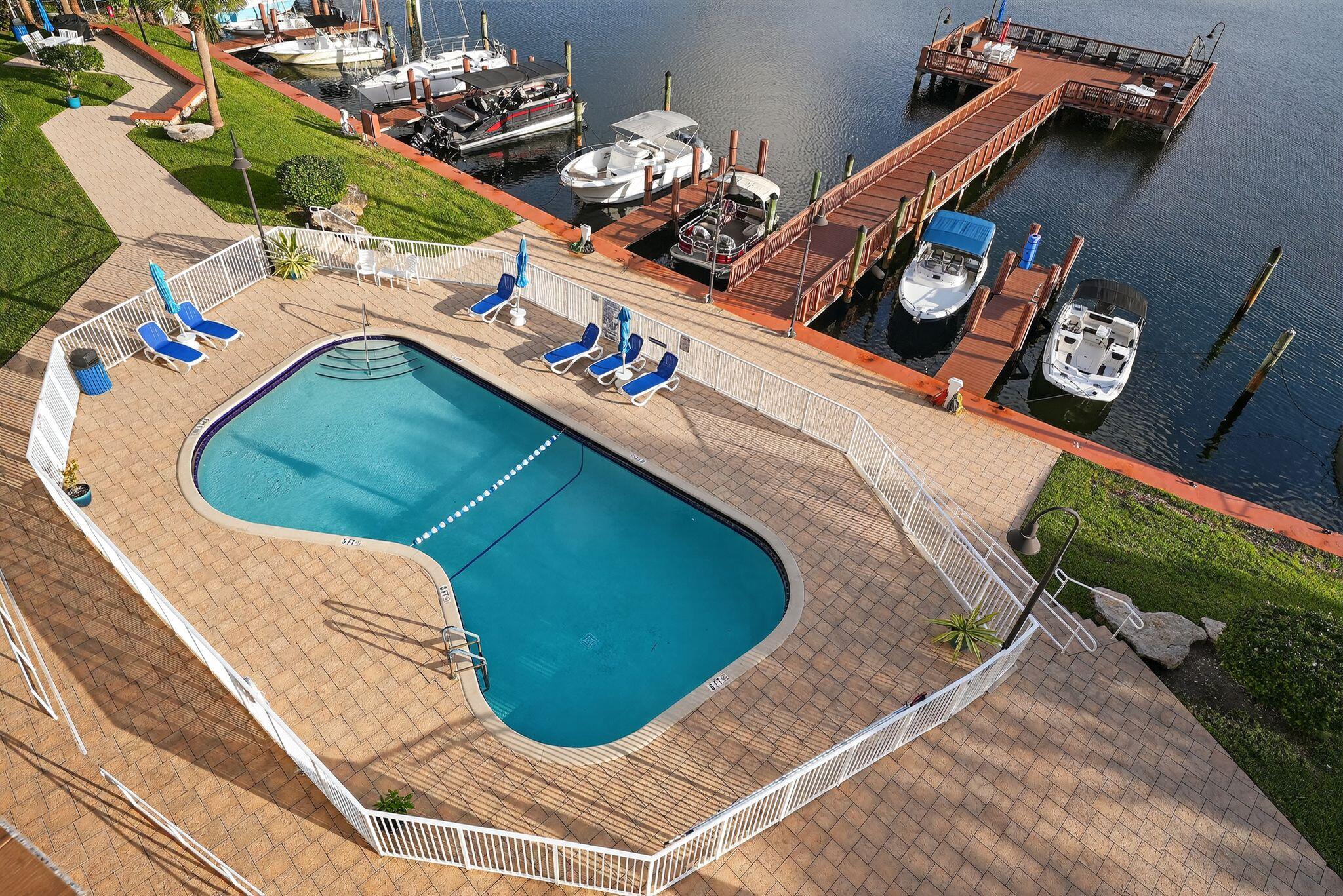 PARK LAYNE TOWERS CONDO - Residential