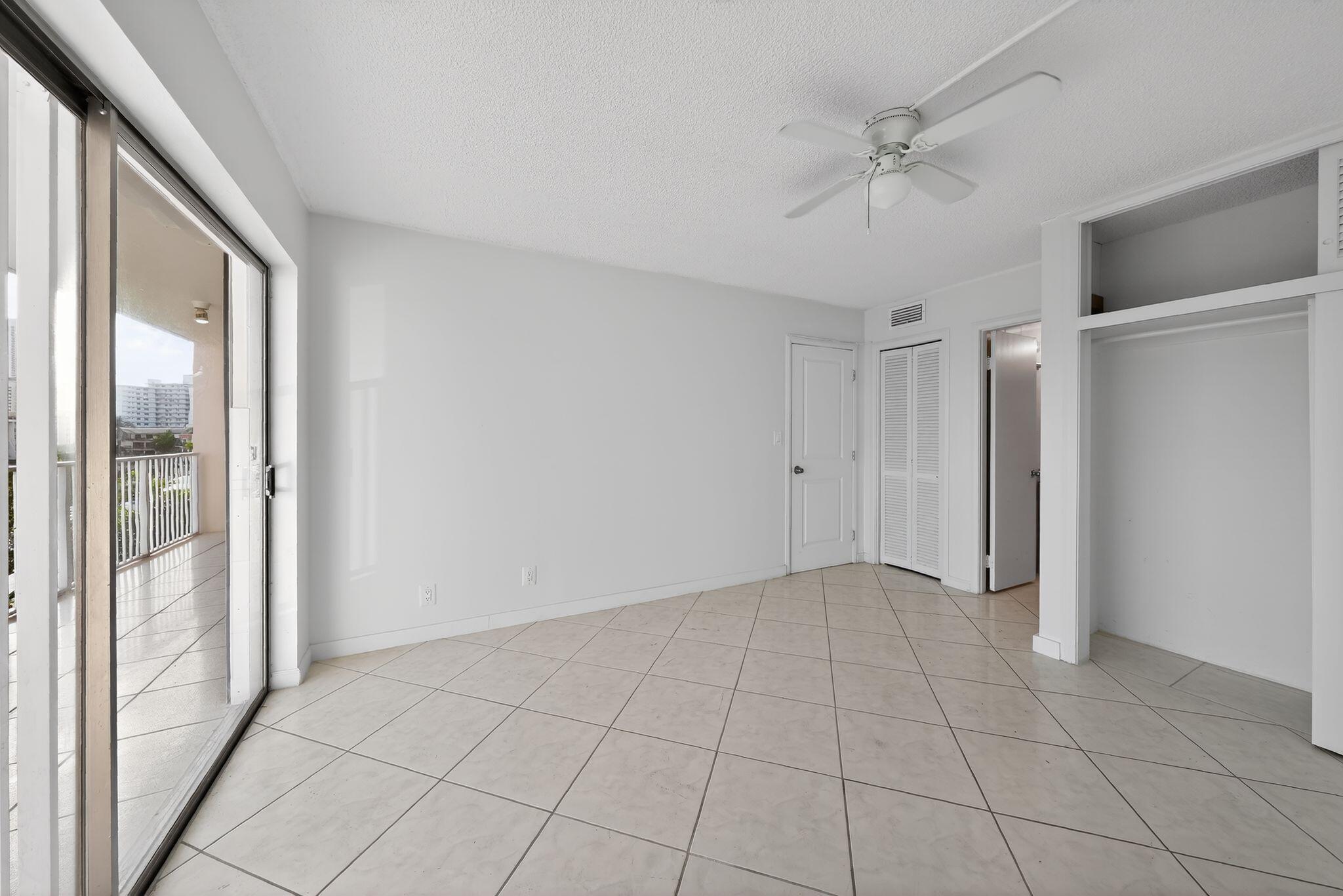 PARK LAYNE TOWERS CONDO - Residential