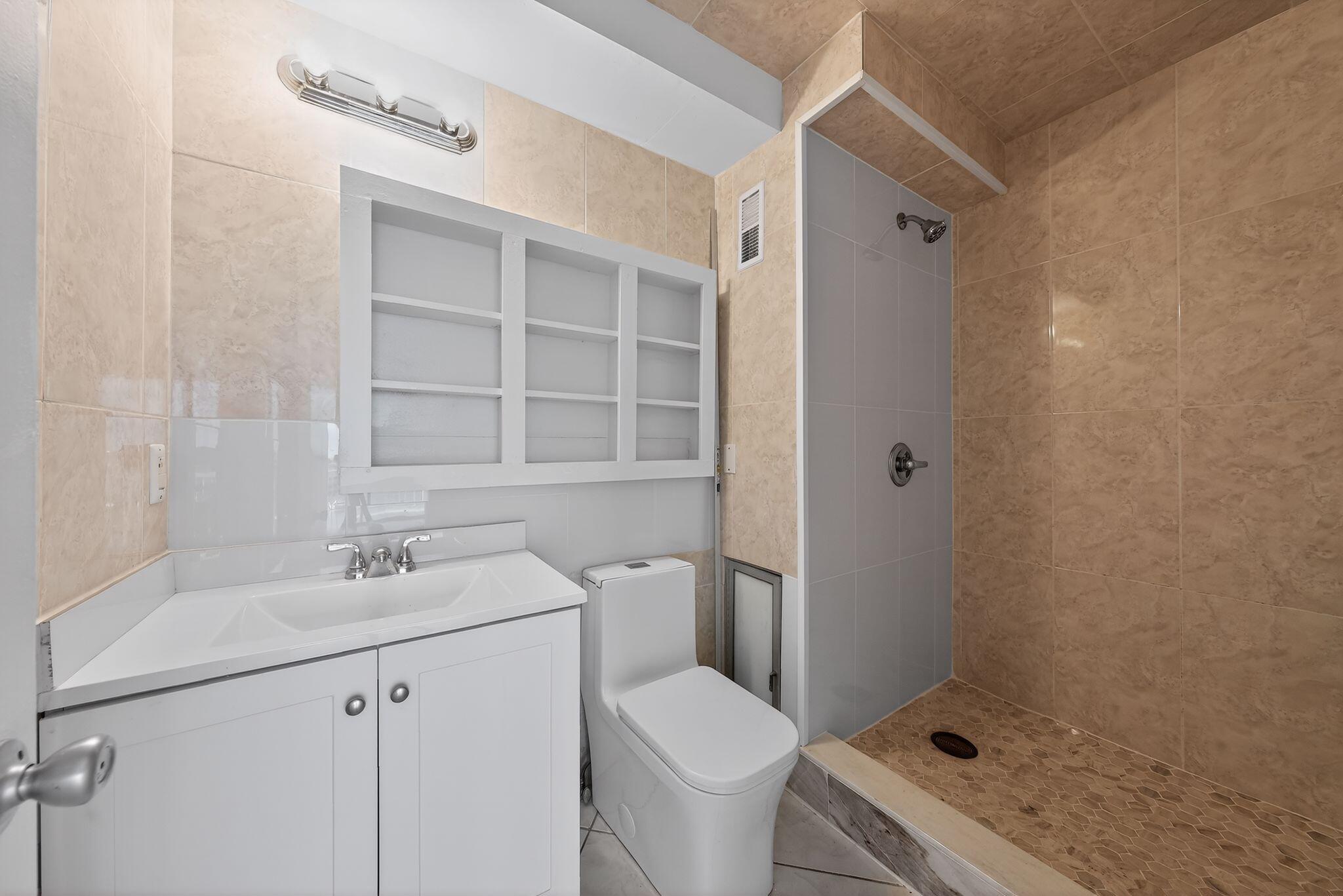 PARK LAYNE TOWERS CONDO - Residential