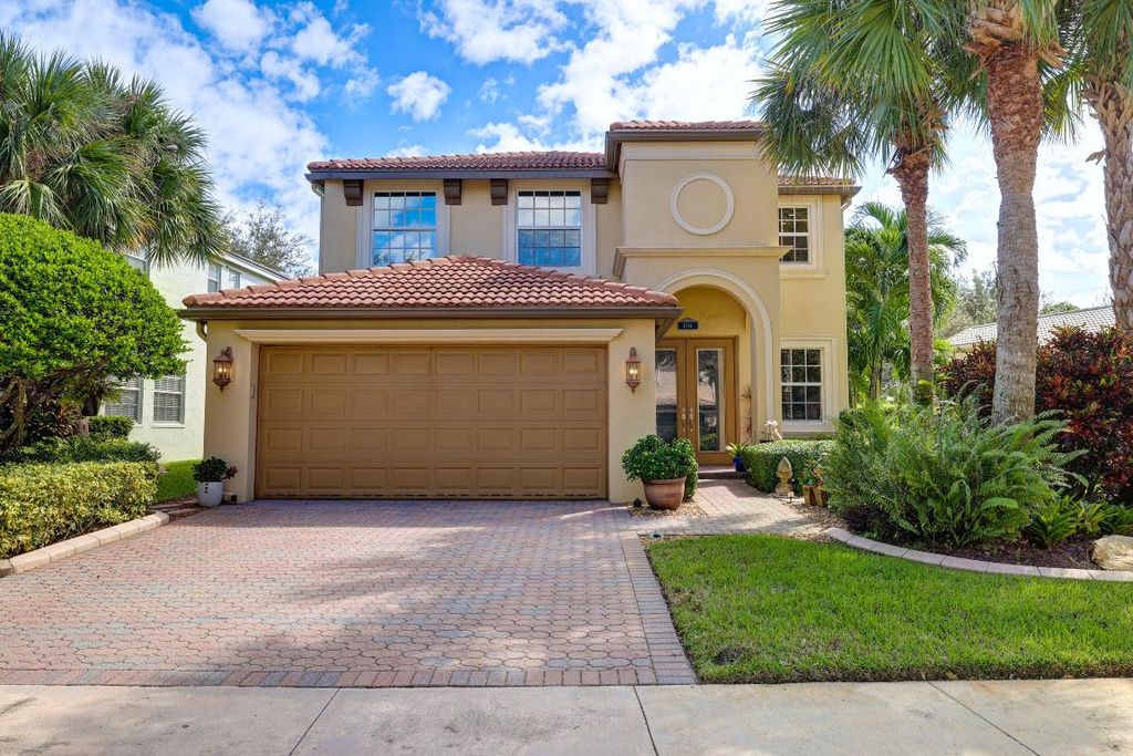 Photo of 11774 SW Bennington Circle, Port Saint Lucie, FL 34987 (MLS # R10929140)