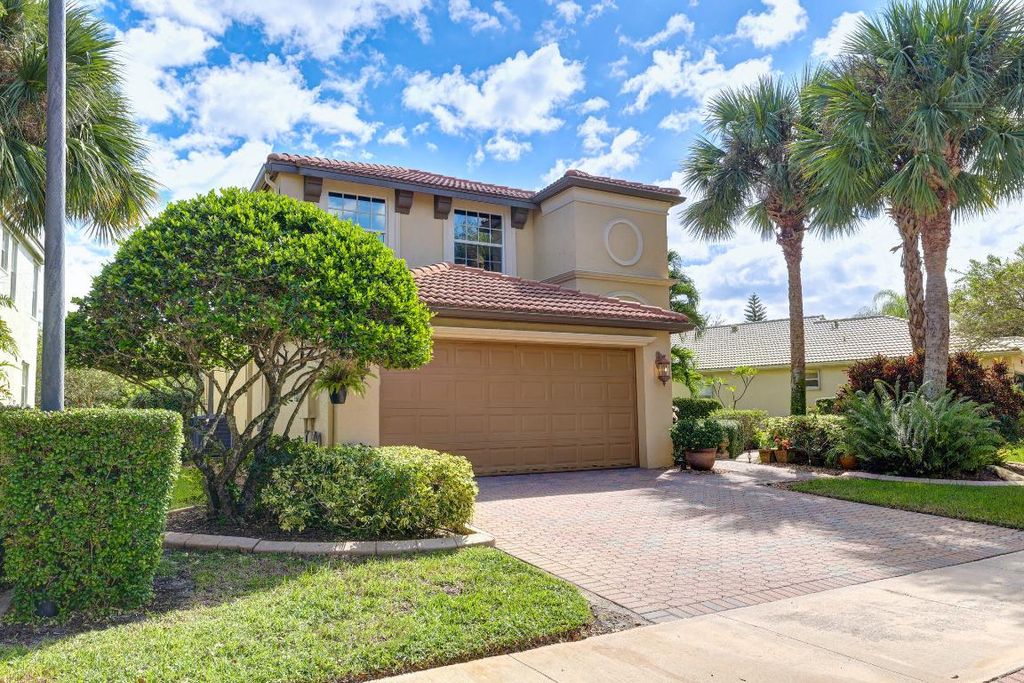 Photo of 11774 SW Bennington Circle, Port Saint Lucie, FL 34987 (MLS # R10929140)