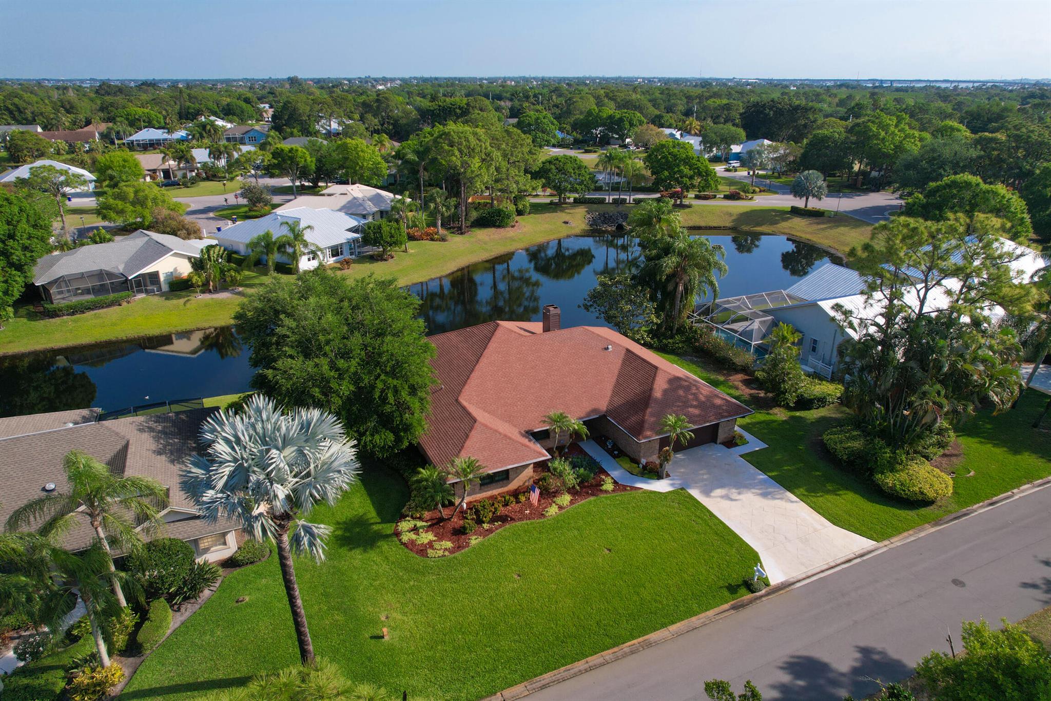 1919 SW Little Oak Trail