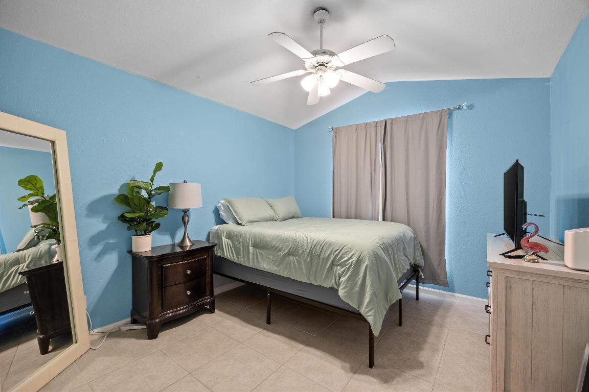 WELLINGTONS EDGE PAR 77 PH 1 - Residential