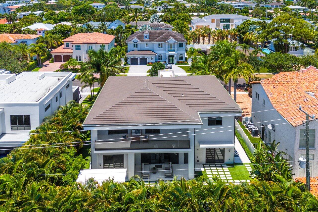 BOCA VILLAS - Residential