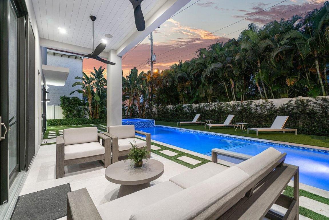 BOCA VILLAS - Residential