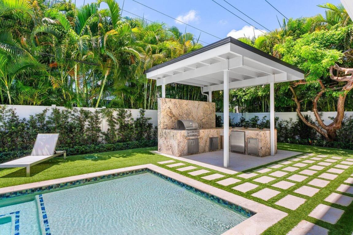 BOCA VILLAS - Residential