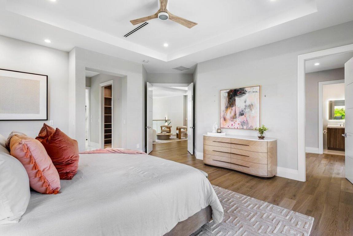 BOCA VILLAS - Residential