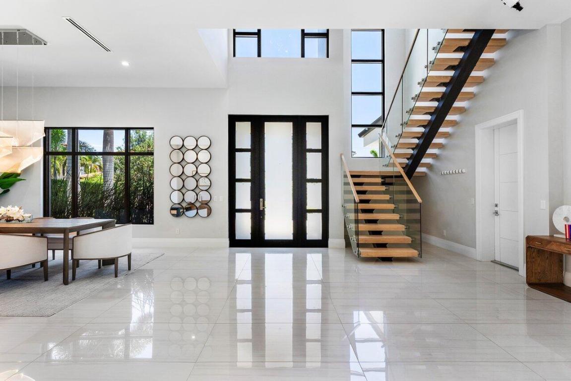 BOCA VILLAS - Residential