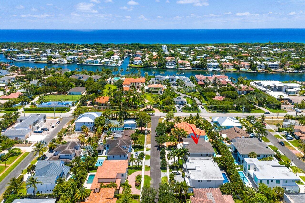 BOCA VILLAS - Residential