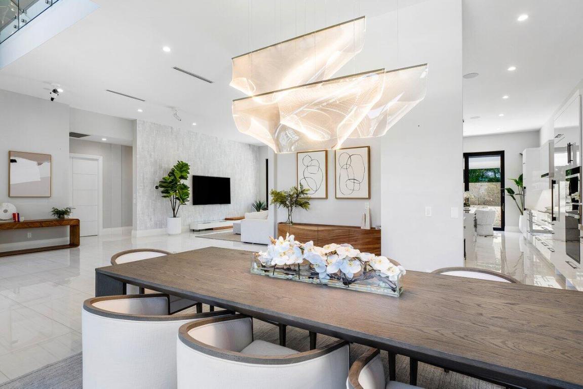 BOCA VILLAS - Residential