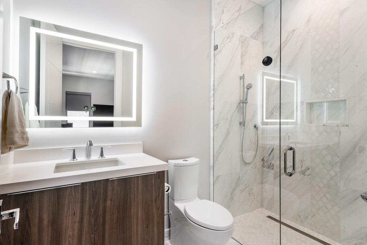 BOCA VILLAS - Residential