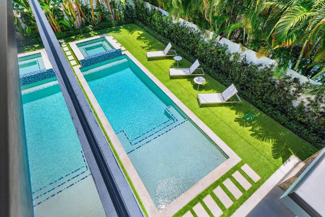 BOCA VILLAS - Residential