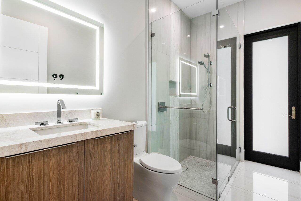 BOCA VILLAS - Residential