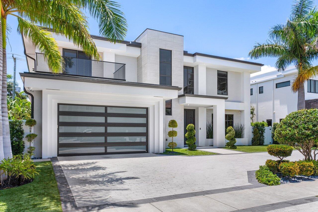 BOCA VILLAS - Residential